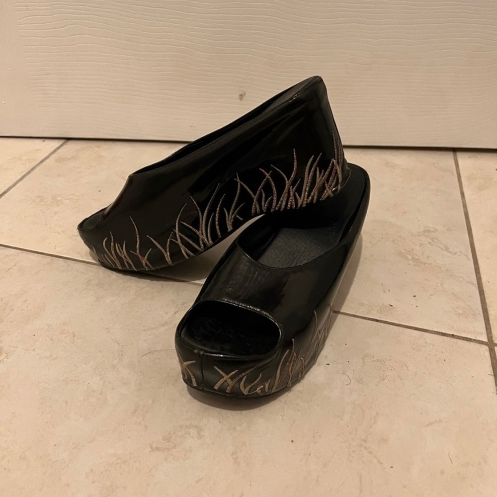 Baldinini sandals Italian designer,size 8.5 ( 39 European )